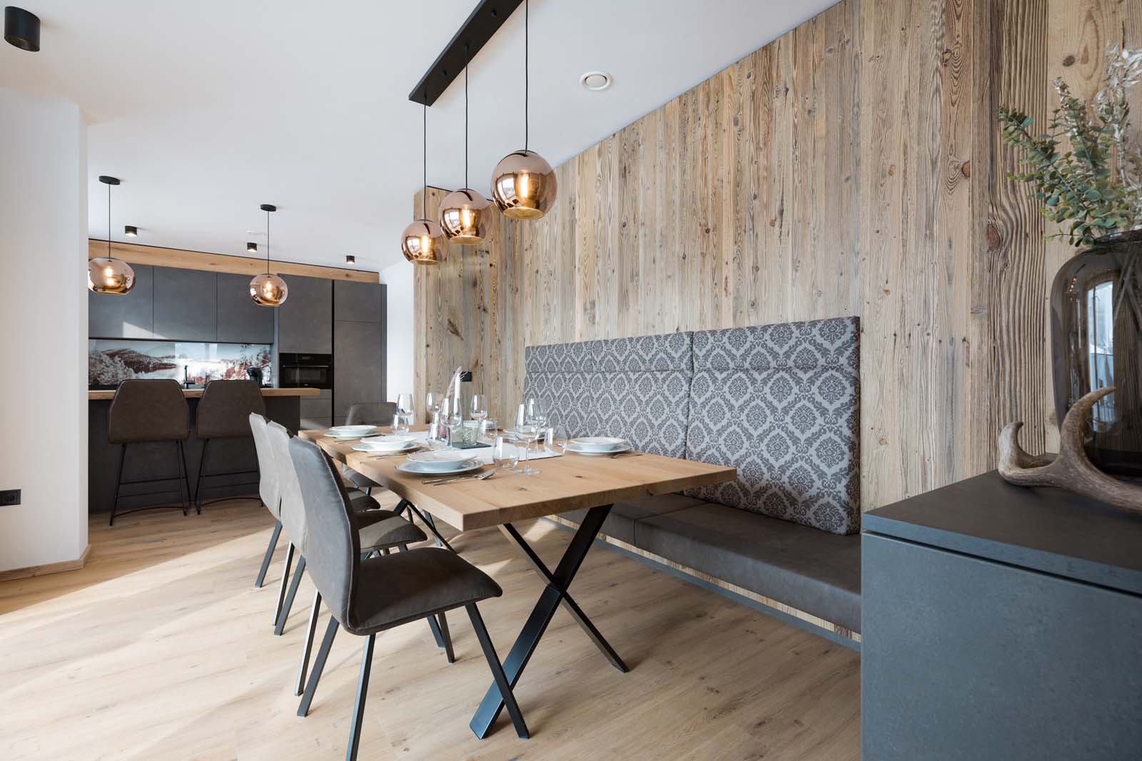 (C)ungerank Com 0K8A6533