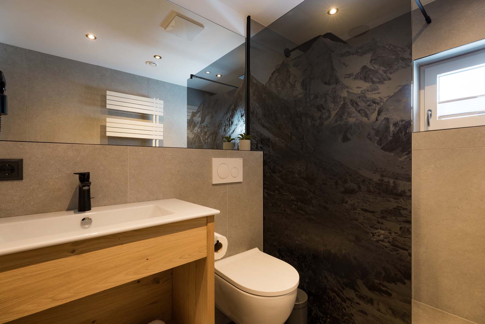 (C)ungerank Com 0K8A5936