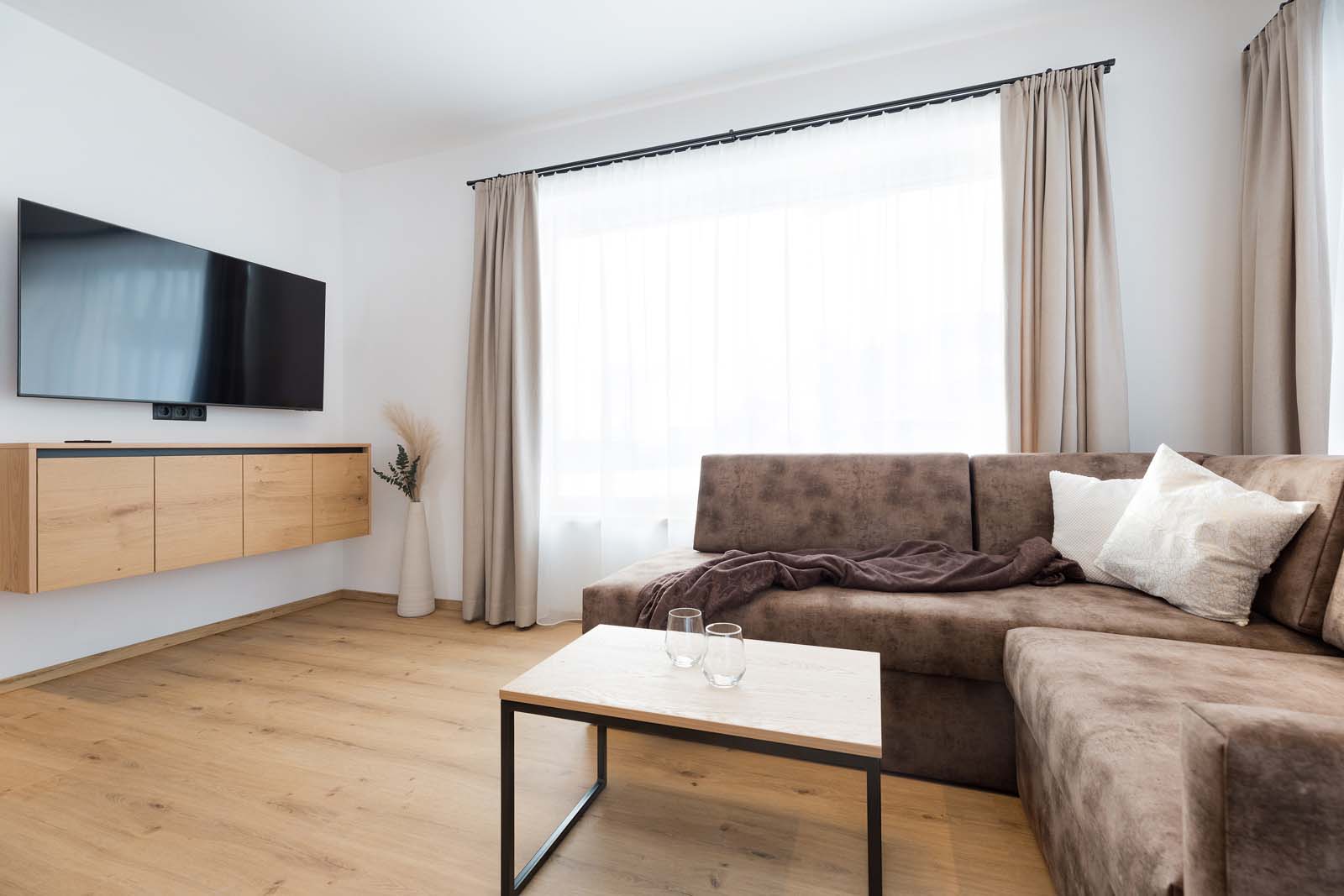 (C)ungerank Com 0K8A6268